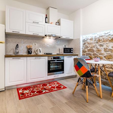 Studio Apartman Mirela Kastel Stafilic Kaštela Extérieur photo